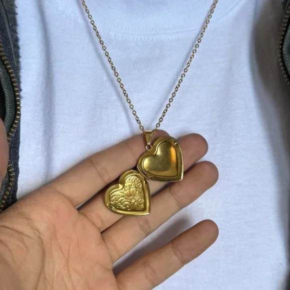 Y2K 2000s vintage gold cute heart pendant locket chain necklace - Picture 7 of 8